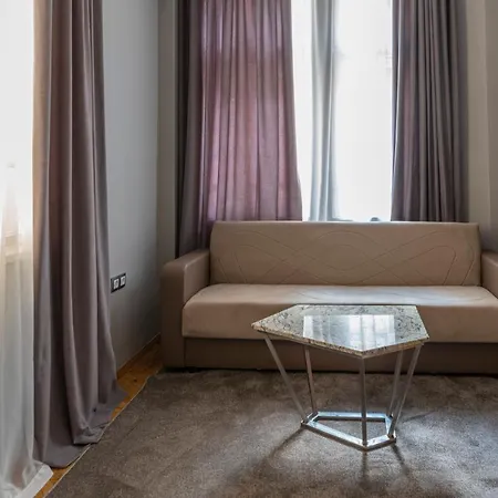 Luxury Vitosha Boulevard * סופיה